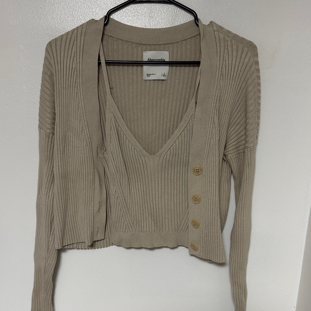 Abercrombie & Fitch Ribbed V-Neck Crop Cardigan Set - Taupe